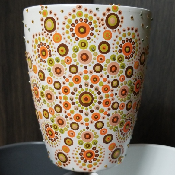 Hand Painted - Mandela Decorative Pots - Picture 4 of 6